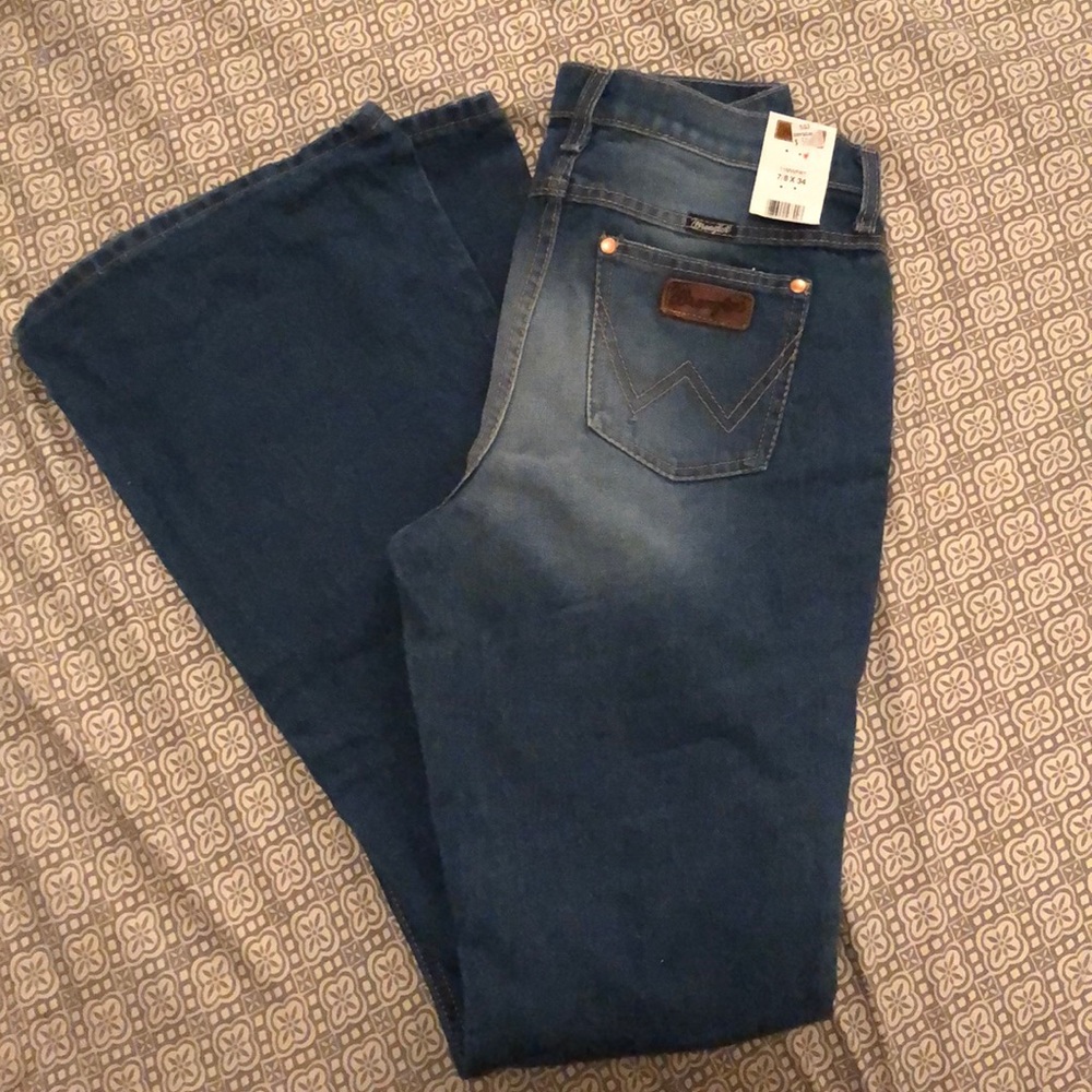 Wrangler Flare Leg Jeans